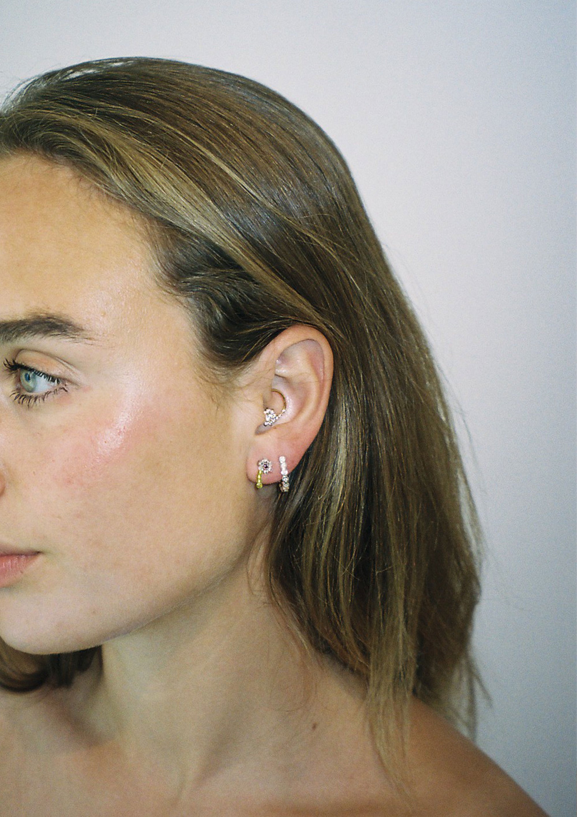 Green Flower Ear Stick