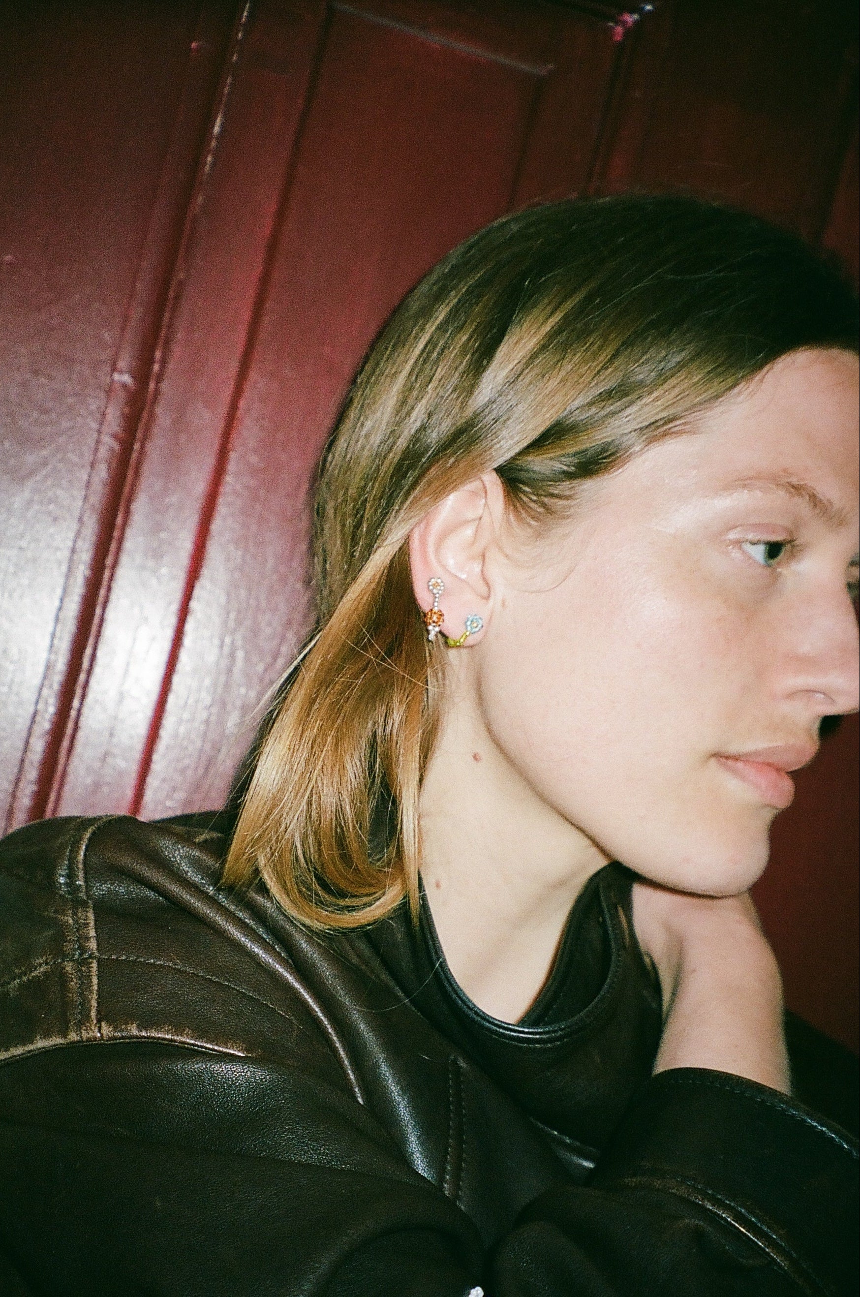 Mixed Brown Flor Ear Stick