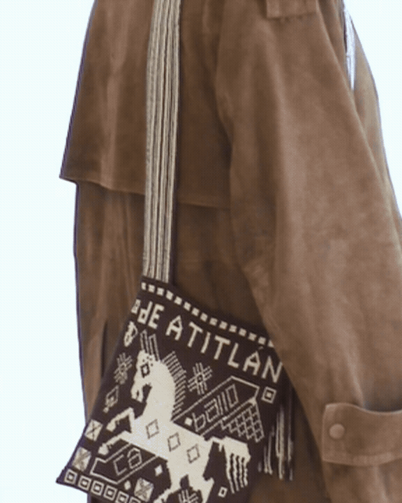 De Atitlan Shoulder Bag