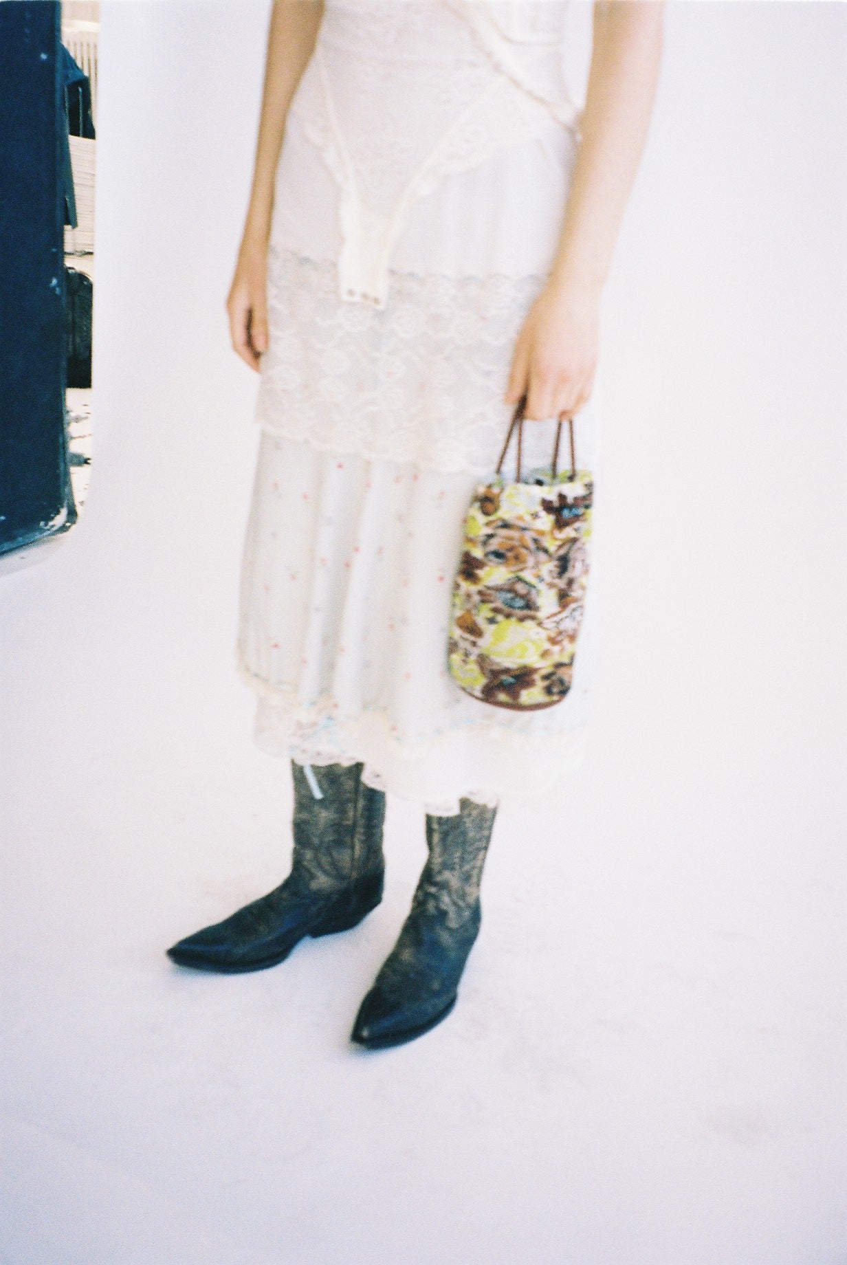 Lucia Pouch