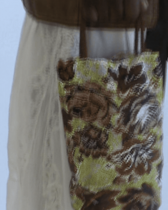 Lucia Pouch