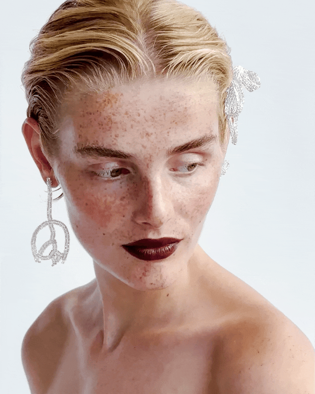 Double Tulip Ear Stick