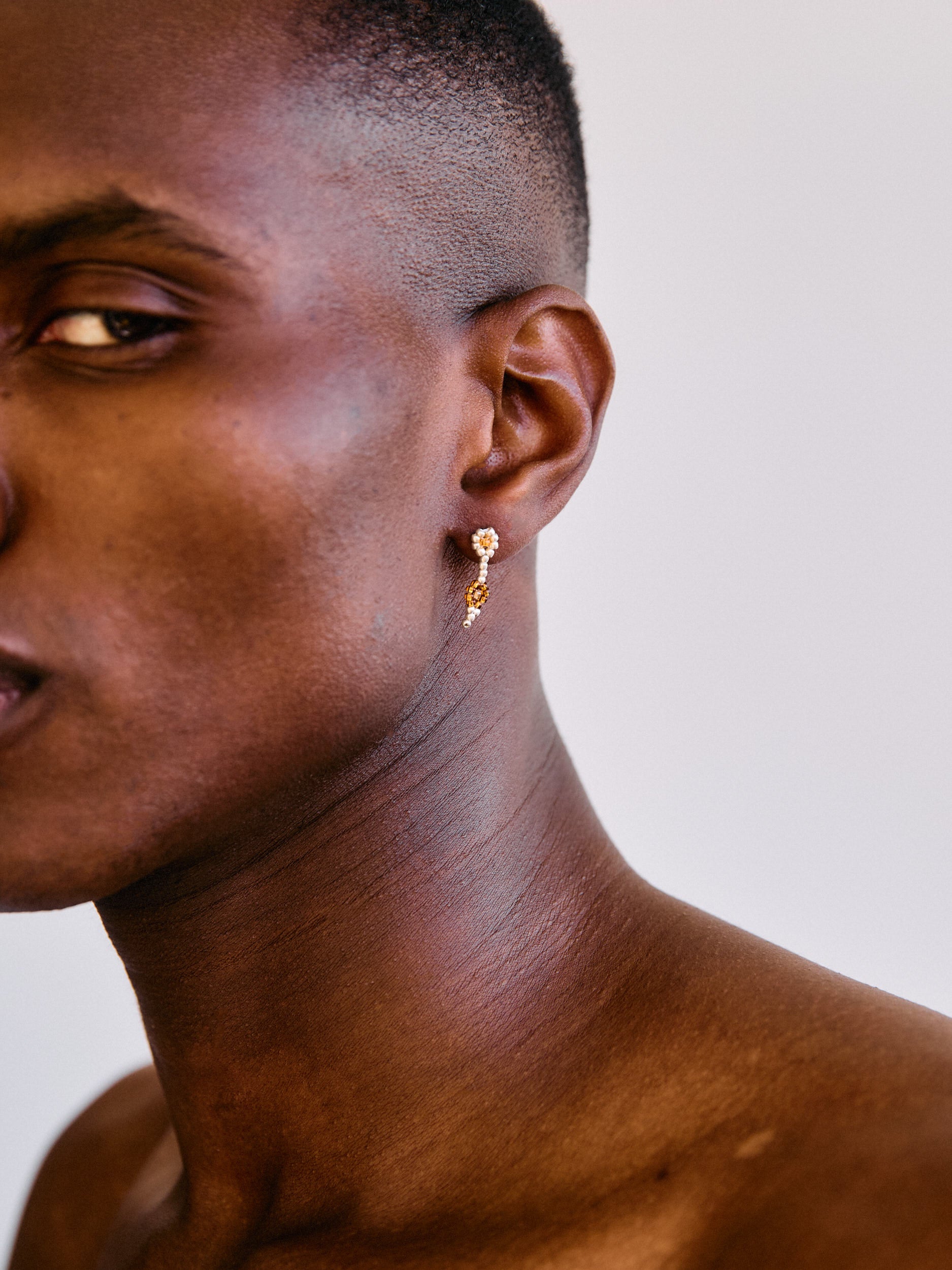 Mixed Brown Flor Ear Stick